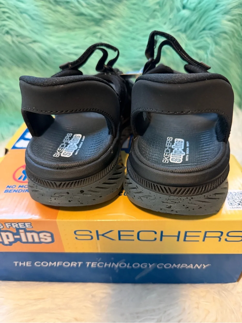 NIB Skechers Max Cushioning Premier 2.0 Sandal - Julian Black/Charcoal Mens 9